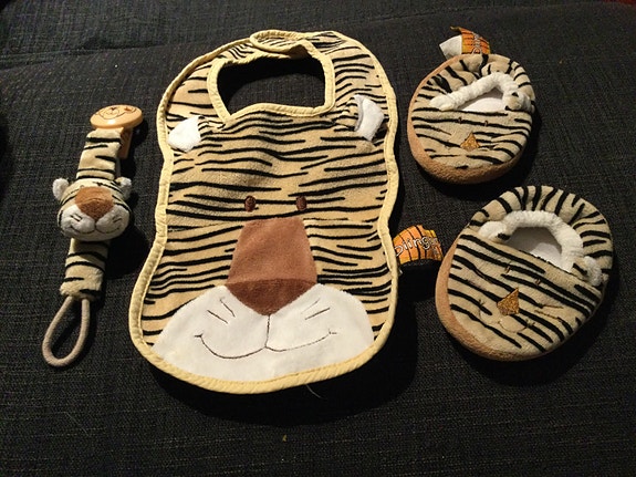 Product image 1 of 4