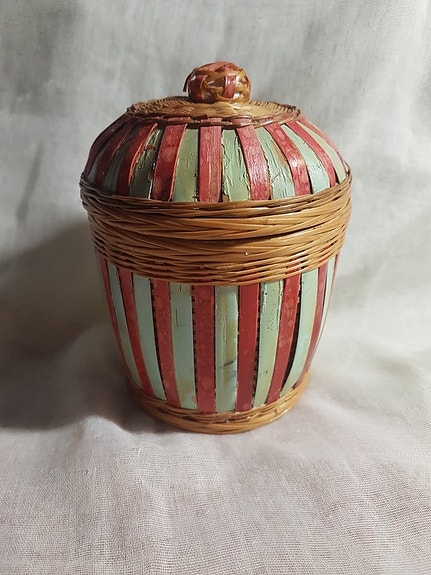 Vintage, säilytysrasia, -astia, rottinki, emali