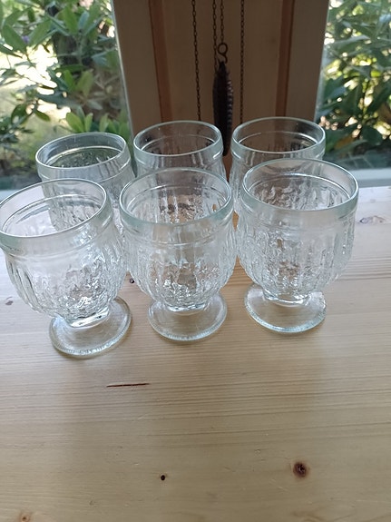 Riihimäen Lasi Kehrä jalalliset lasit  6 kpl. N. Still