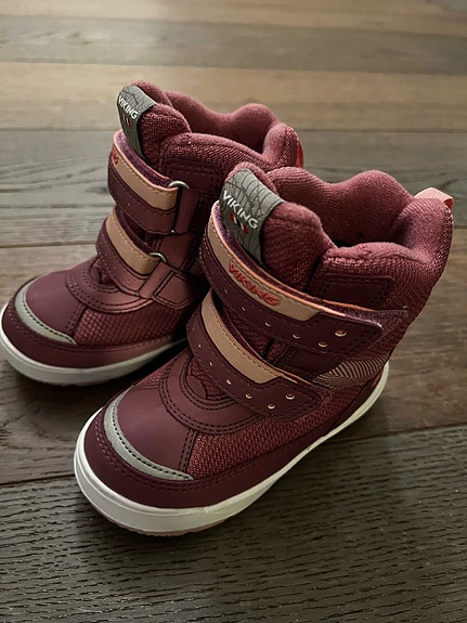 Viking Play Goretex talvikengät 24, uudet