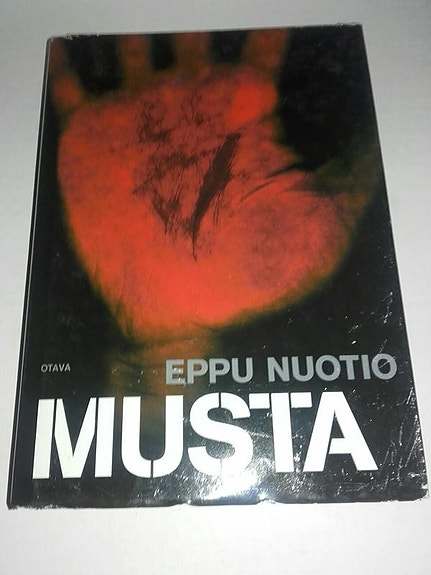 Musta - Eppu Nuotio