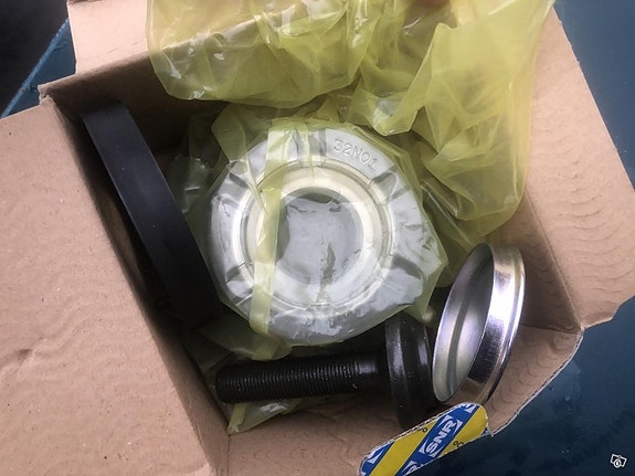 Audi A4/A5/A6 Takapyöränlaakeri 07-18