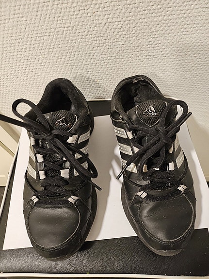 Mustat Adidas Lenkkarit Koko: 38