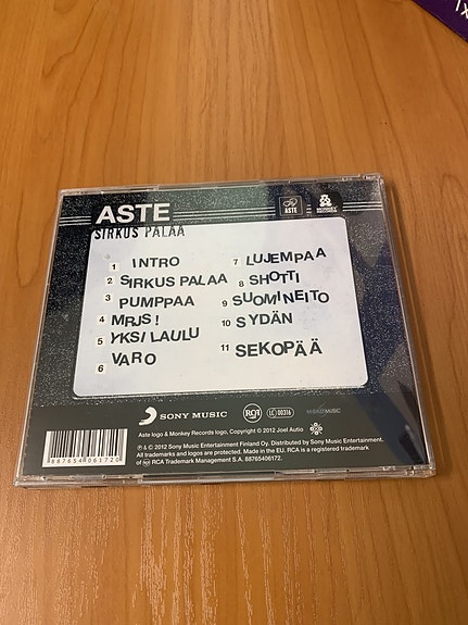 Product image 3 of 3