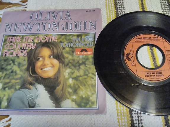 Olivia Newton-John 7" Take me home country roads