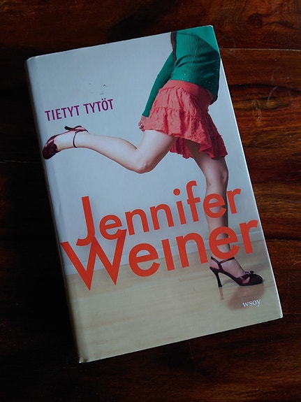 Jennifer Weiner / Tietyt tytöt
