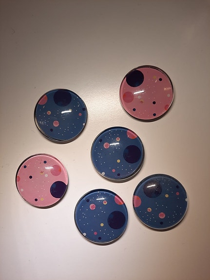 Product image 1 of 2