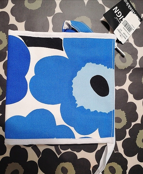 Marimekko sininen unikko kosmetiikkalaukku, uusi