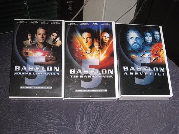 Babylon 5 vhs x 3