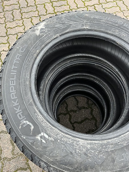 Nokian Hakkapeliitta C3 215/65/R16