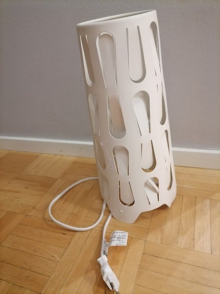 Ikea pöytävalaisin