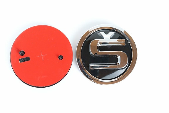 Skoda "S" Etu- / Takamerkki, Kromi-Musta