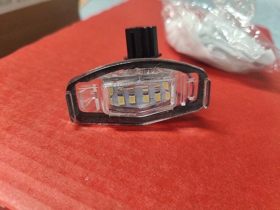 Product image 1 of 2