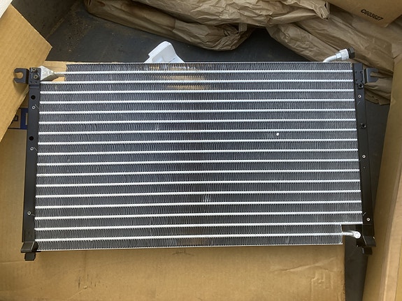 Nissan D21 Pick-Up/Pathfinder AC-lauhdutin 95-97