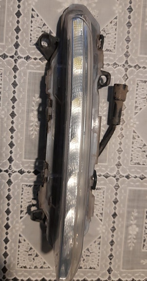 Mercedes AMG päivävalo