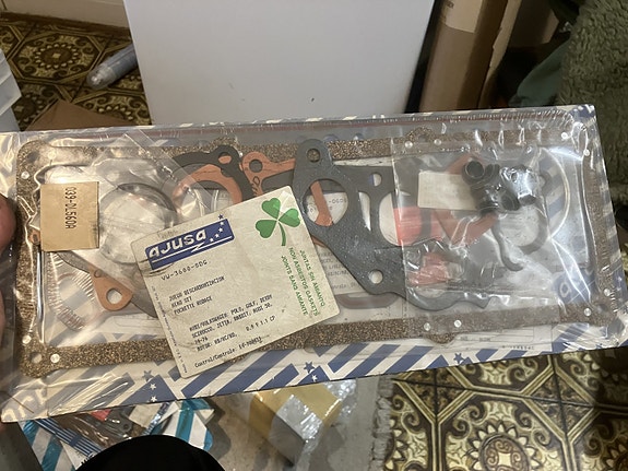 VW Polo/Golf/Jetta 0.9/1.1 Kansisarja 74-76