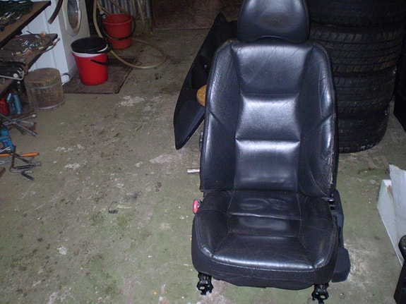 Volvo s60 etupenkkipari
