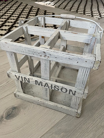 Viinipulloteline Vin Maison puinen