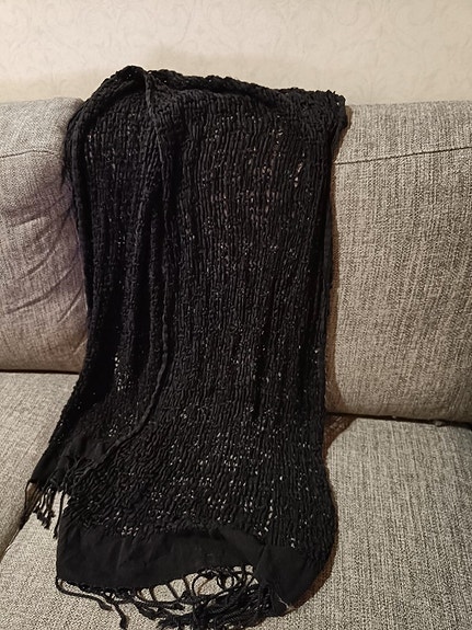 Musta huivi 165cm x 43cm
