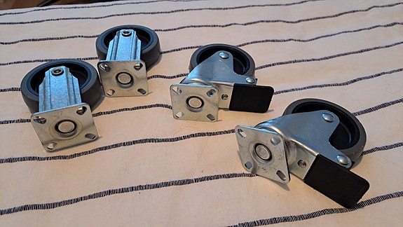 Product image 1 of 2