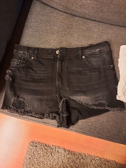 H&M shortsit