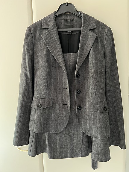 Esprit jakkupuku koko 34