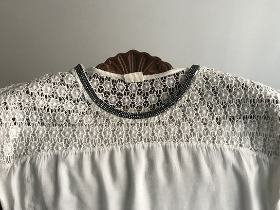 Kaunis Taifun paita koko 42 / L