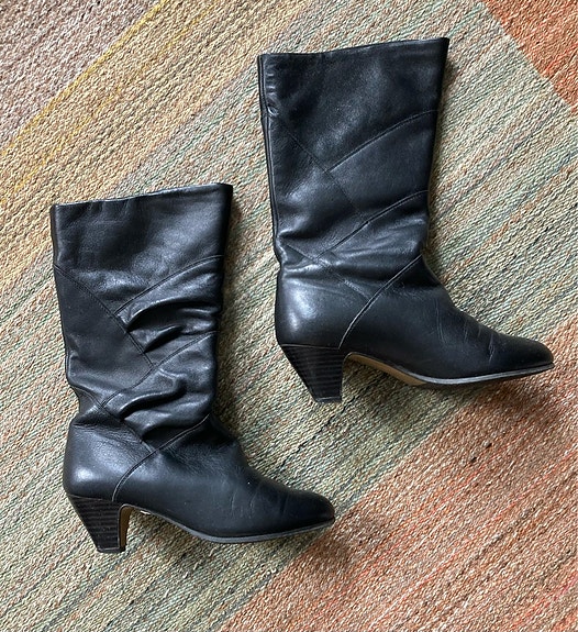 Mustat talvisaappaat koko 3,5