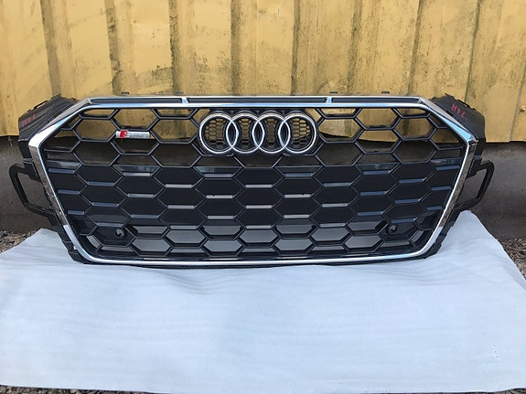 Audi A5 B9 facelift maski