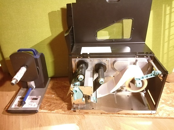 Product image 1 of 6