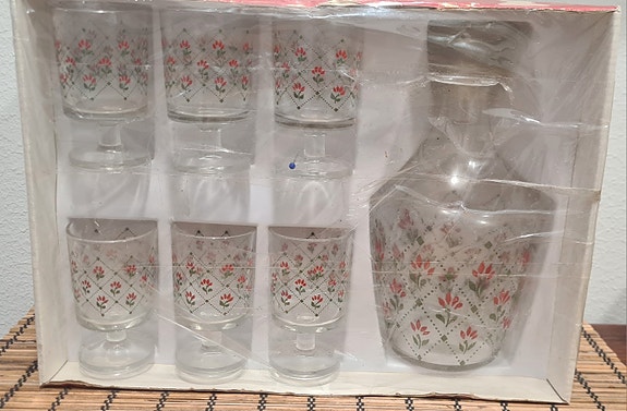 Karahvi ja lasit Luminarc