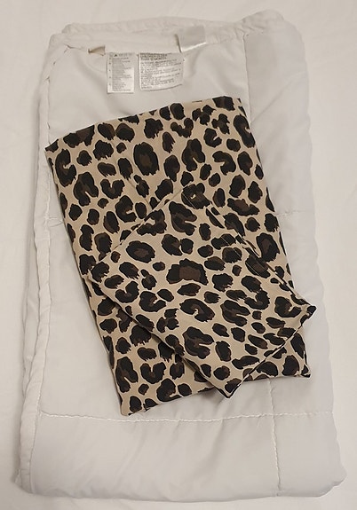 H&M - Pussilakanasetti & Peitto (pinnasänkyyn)