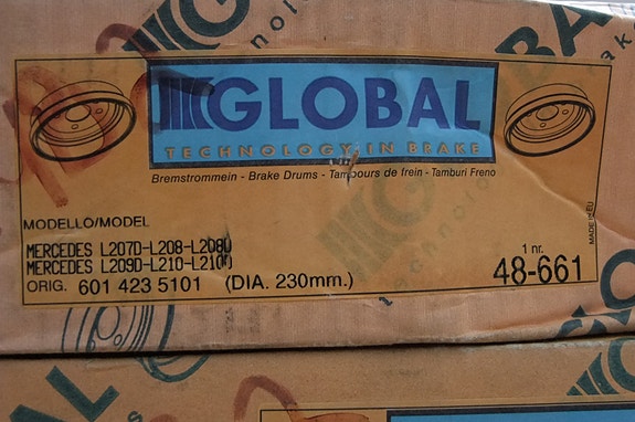 Mercedes-benz L207/208/210 1977-96 jarrurummut 2 kpl