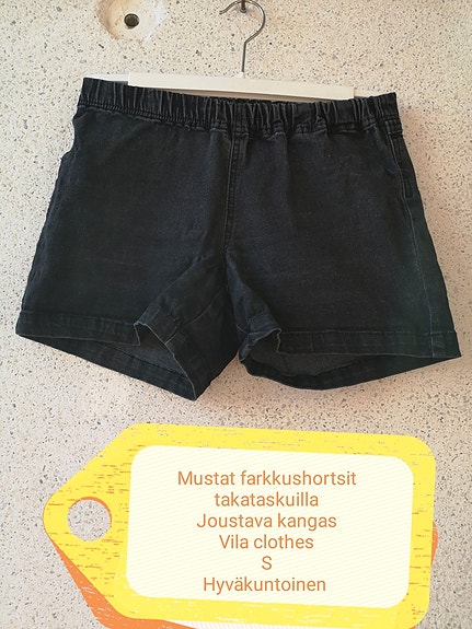 Vila clothes mustat farkkushortsit S