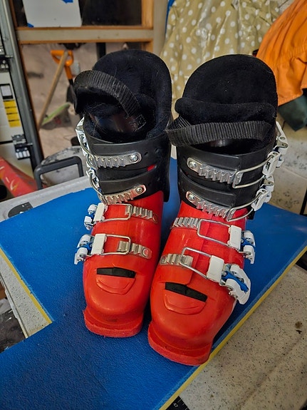 Product image 1 of 3