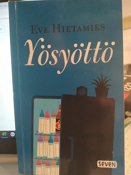 Yösyöttö - Eve Hietamies