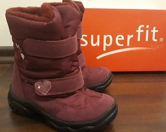 Superfit viininpunaiset goretex talvikengät koko25