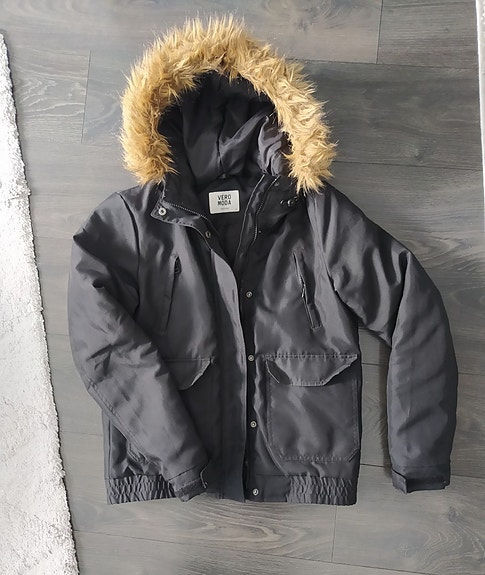 Vero moda talvitakki koossa m