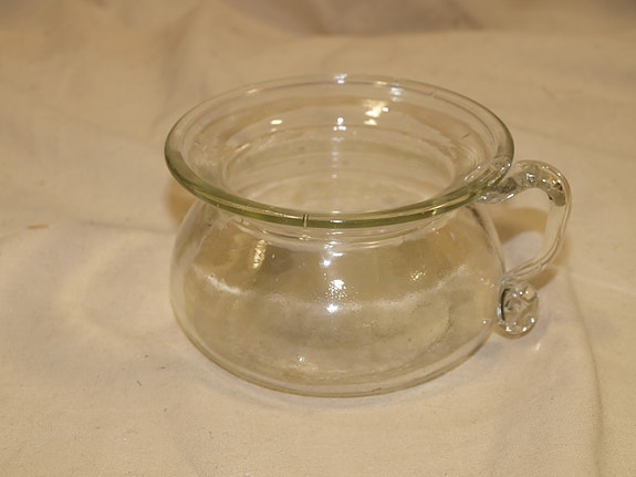 Vanha lasi potta