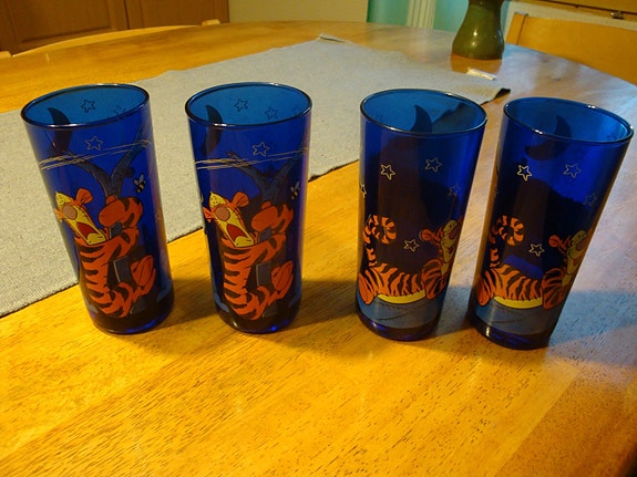 4kpl sinisiä Disney laseja