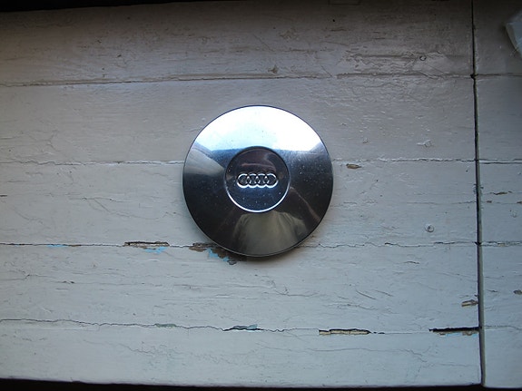 Audi pölykapseli.