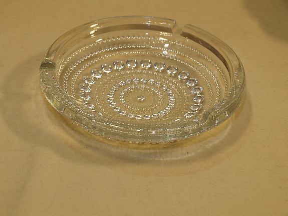 Iittala, Kastehelmi- tuhkakuppi