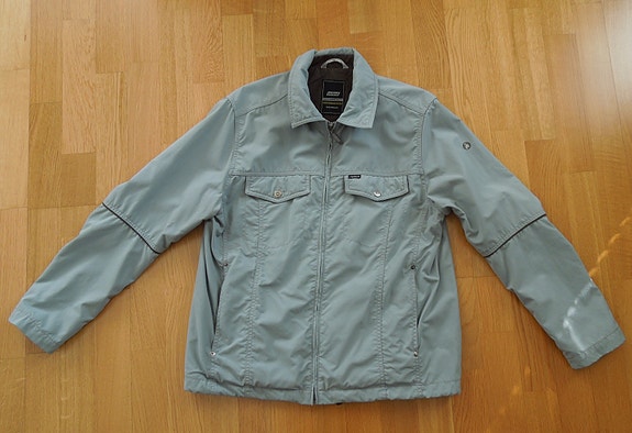 Product image 1 of 3