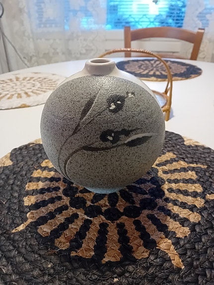 Isopahkala pyöreä maljakko