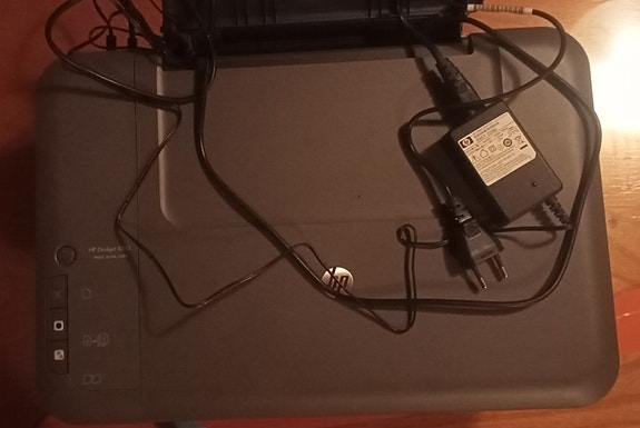 HP Deskjet 1050