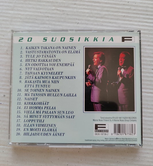 Product image 3 of 3