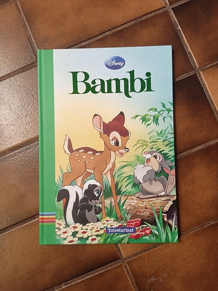 Disney toivetarinat Bambi lukematon