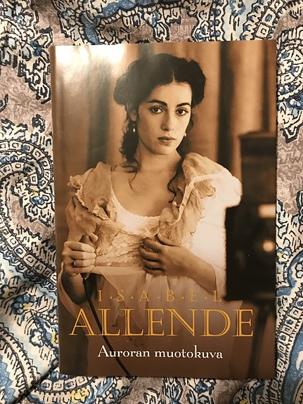 Isabel Allende Auroran muotokuva