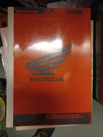 Honda CBR600 Shop manual
