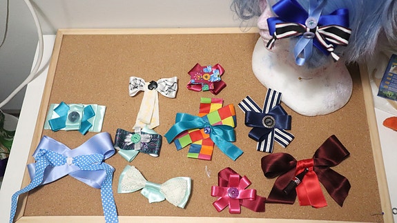 Product image 1 of 6